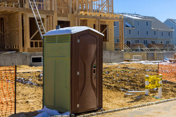 Best Portable restroom solutions  in Ellsworth, KS